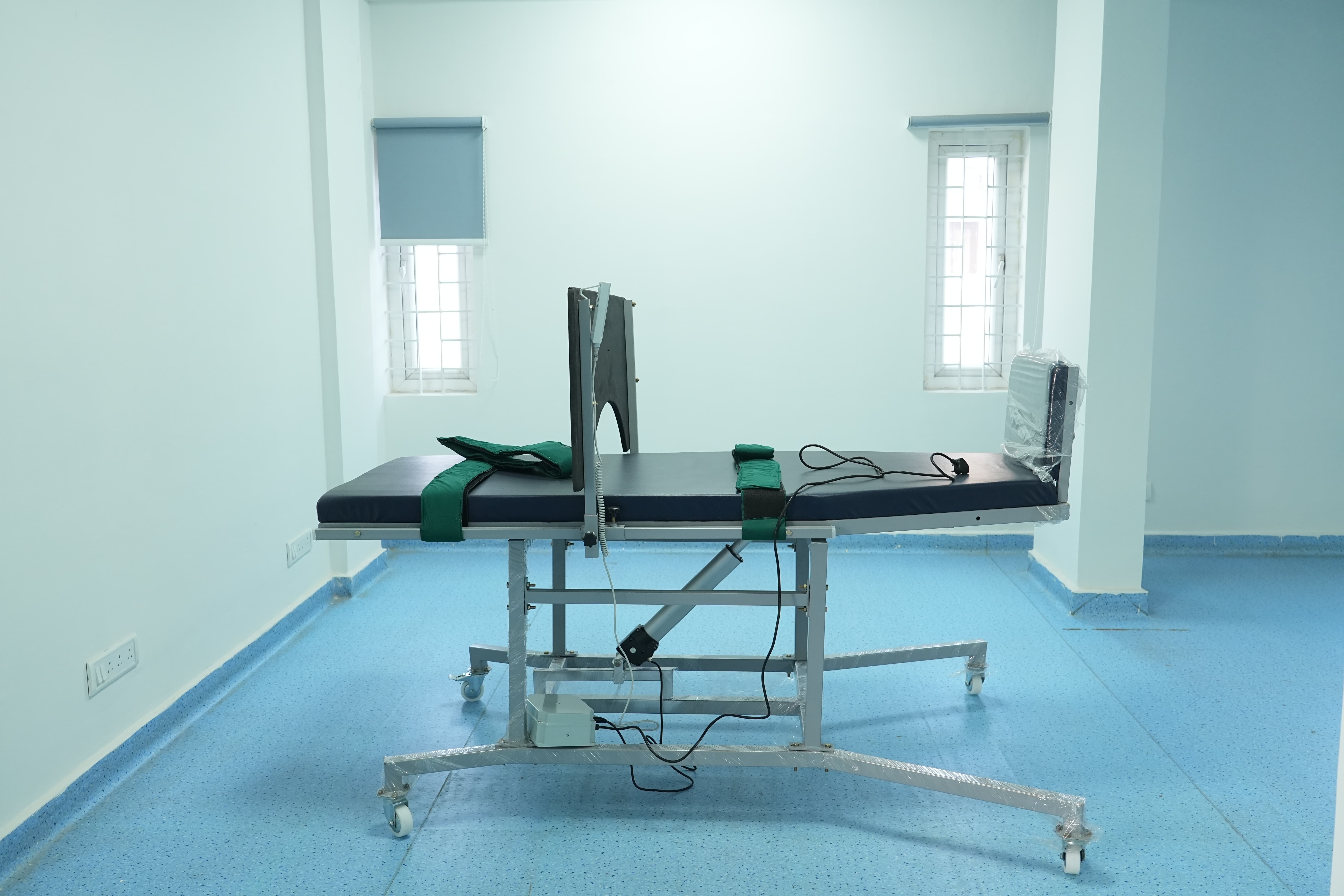 Motorized Tilt Table